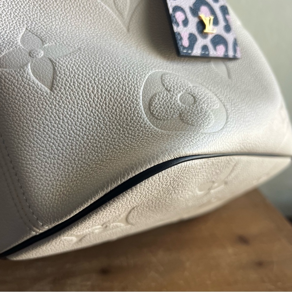 💸 SOLD • Louis Vuitton Wild at Heart Neverfull MM Cream Empreinte - Picture 11 of 16
